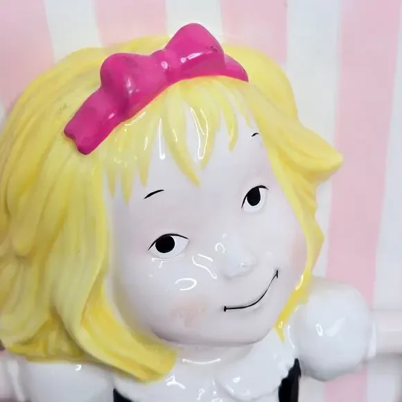 Eloise Cookie Jar from Department 56 striped Vintage y2k chair pets pink white - Picture 8 of 17